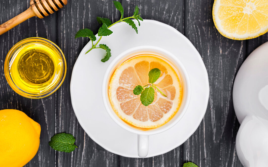 Not Myth! Drinking Honey Lemon Water As Home Remedy For Sore Throat: The Science and Wellness